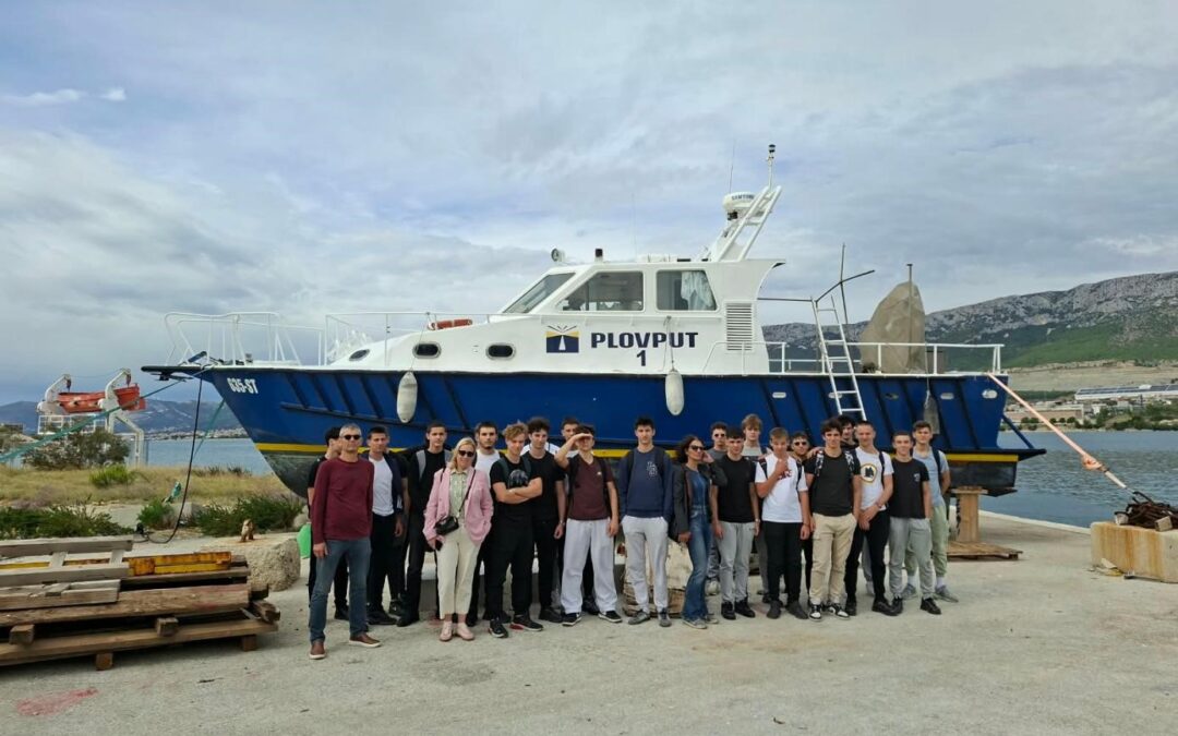 UČENICI 3. D RAZREDA U POSJETU PLOVPUTU – od logičkih sklopova do sigurnosti plovidbe